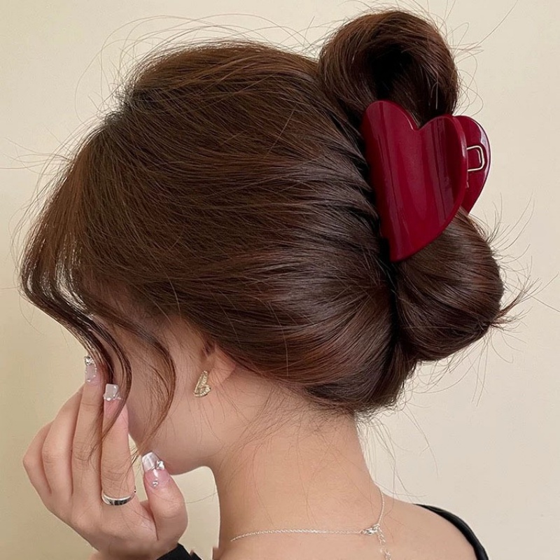 Vintage Fashion Bloggers - Vintage Kırmızı Saç Tokası Kalp Şeklinde