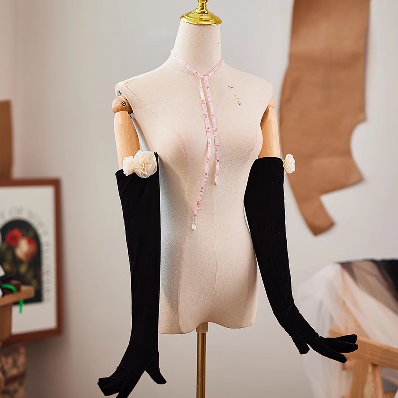 Kadın Zarif Siyah Çiçek Desenl - Vintage Fashion Photographers incelemesi ve fiyatı